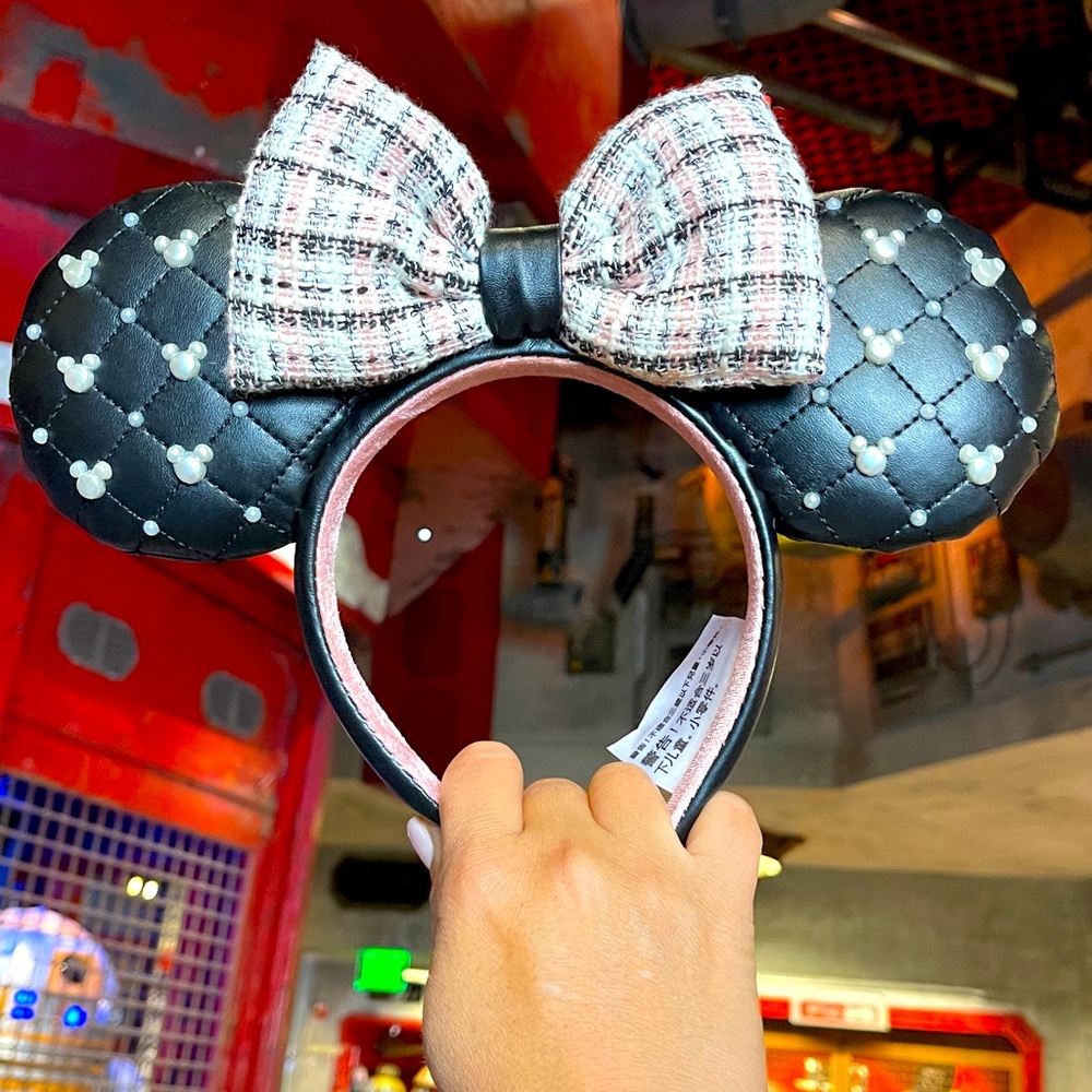 Disney Park Tweed and Pearl Ears. New With Tags.
